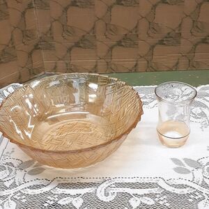 2-Pc. bundle of depression‎ Indiana Marigold amber bowl and toothpick holder.